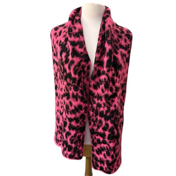 DKNY Fuzzy Animal Print Knit Scarf Pink One Size New with Tags - Picture 4 of 7